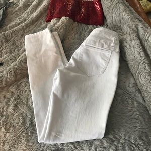 White High Waisted Jeans